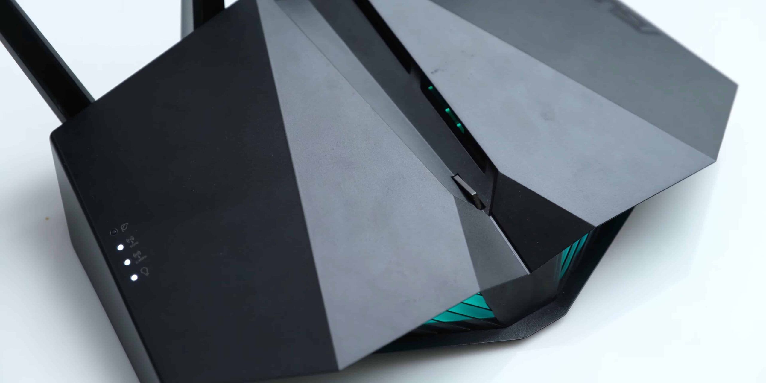 ASUS RT-AX82U Design