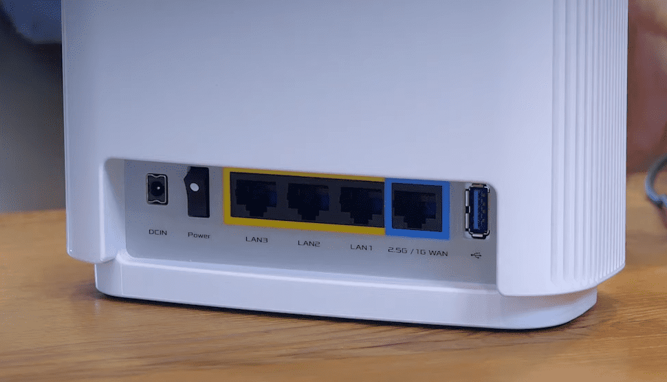 Asus ZenWiFi ET8 Ports