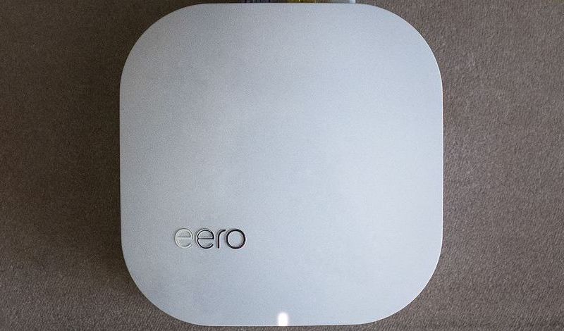 Eero Blinking White