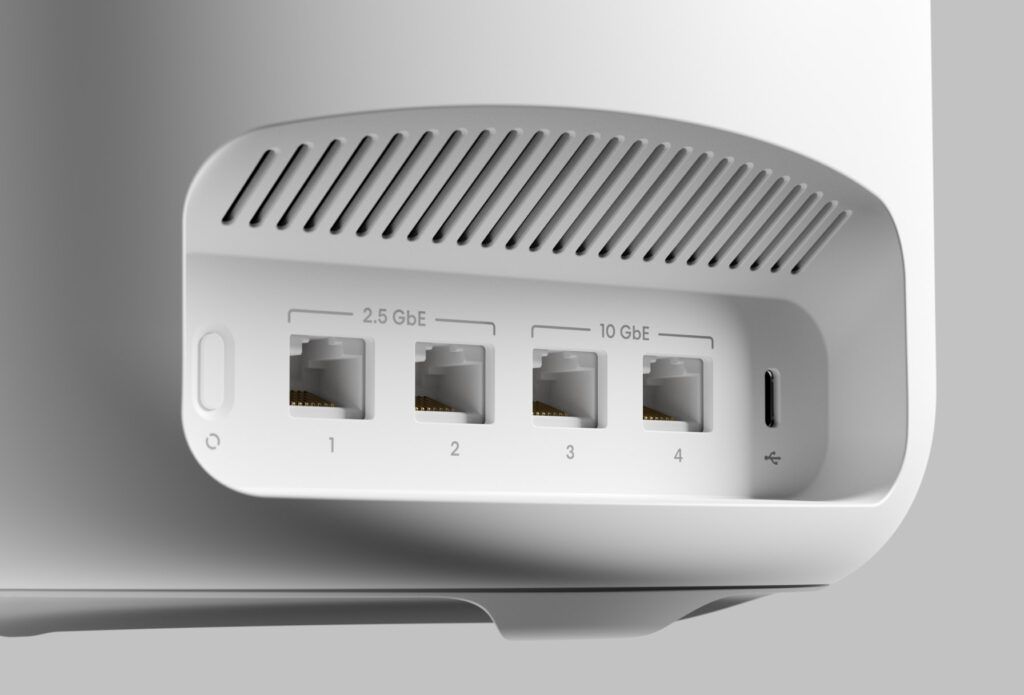 back view of the Eero Max7