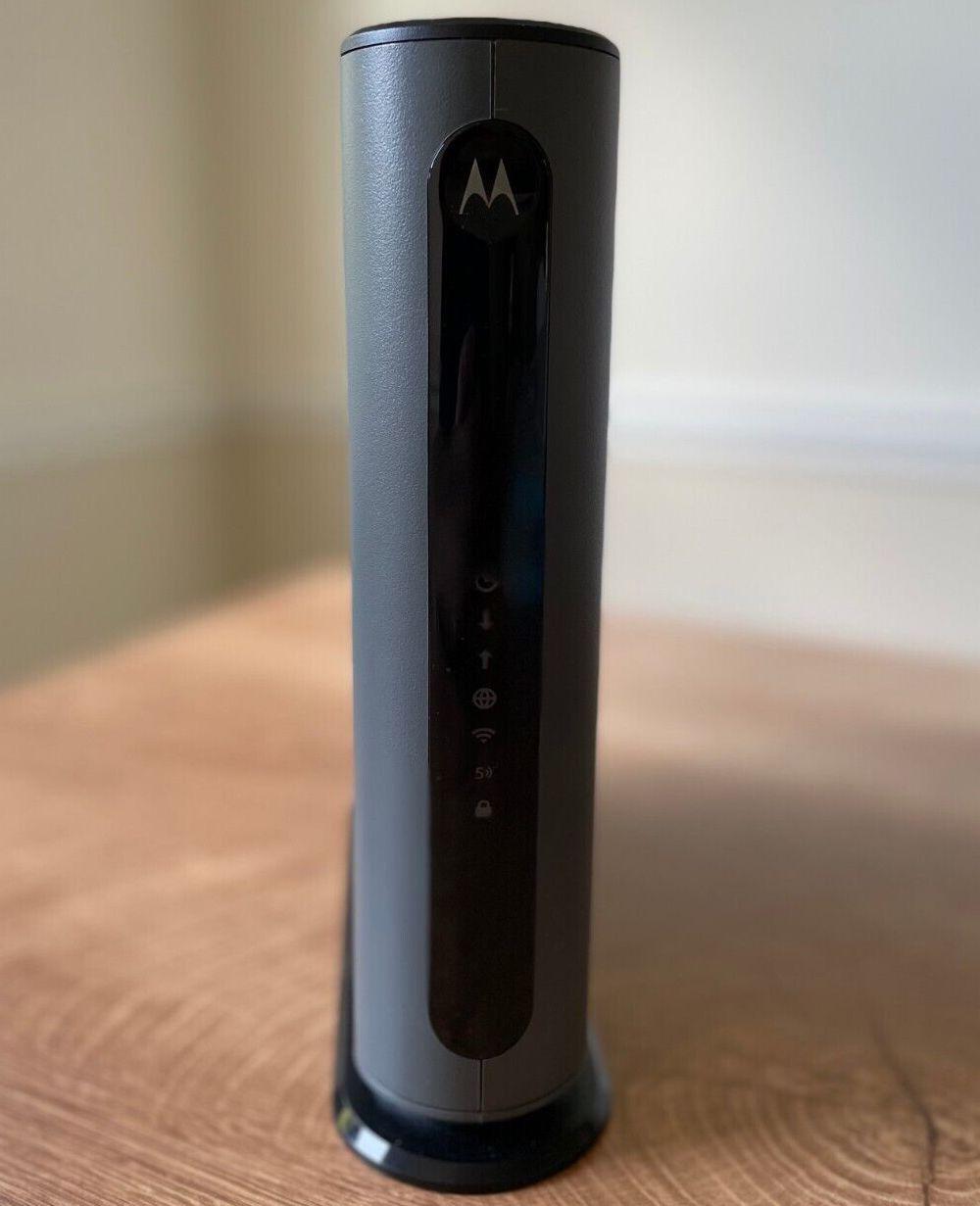 Motorola MG7550 Front