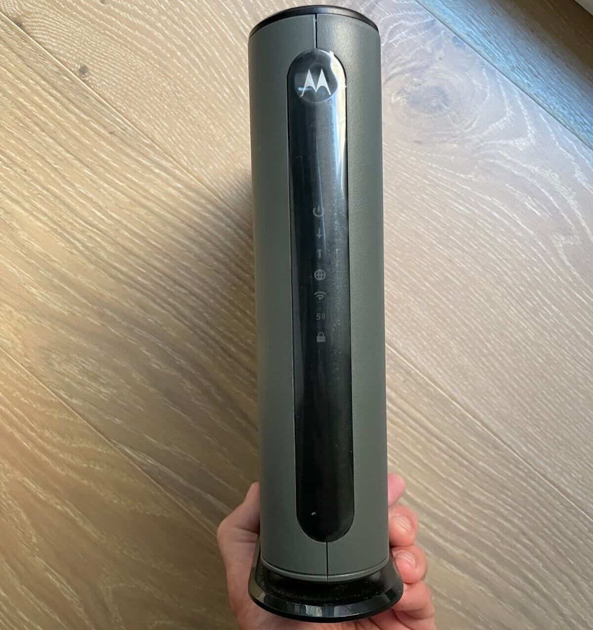 Motorola MG7700 Front Look