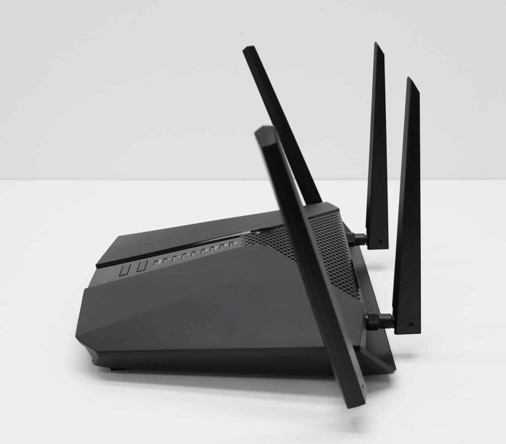 Netgear RAX54S Design