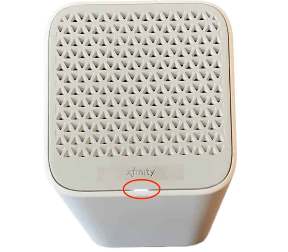 Xfinity Modem White Light